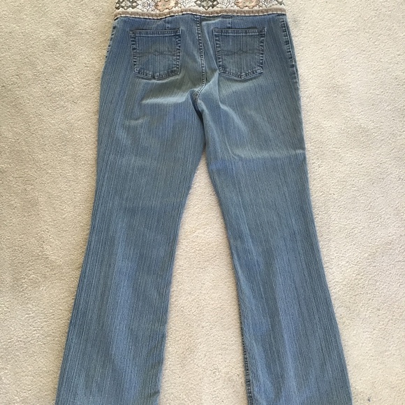 Jeans - Picture 2 of 4